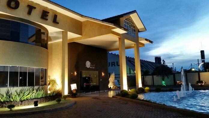 Scopri lo squisito 45.907.430 Ltda Oriente Palace Hotel a Rio Verde
